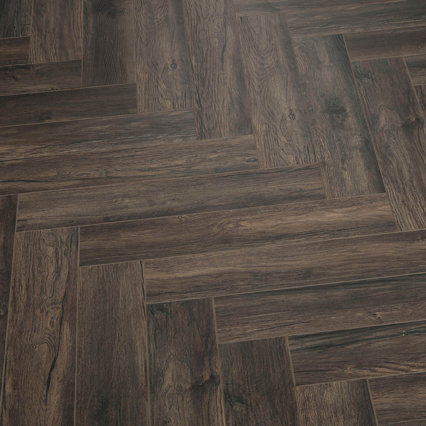 Smoked Praline 10mm Herringbone