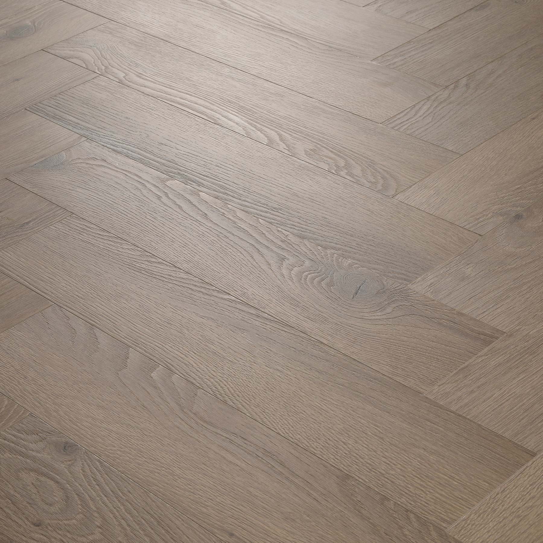 Andalusian Oak 10mm Herringbone